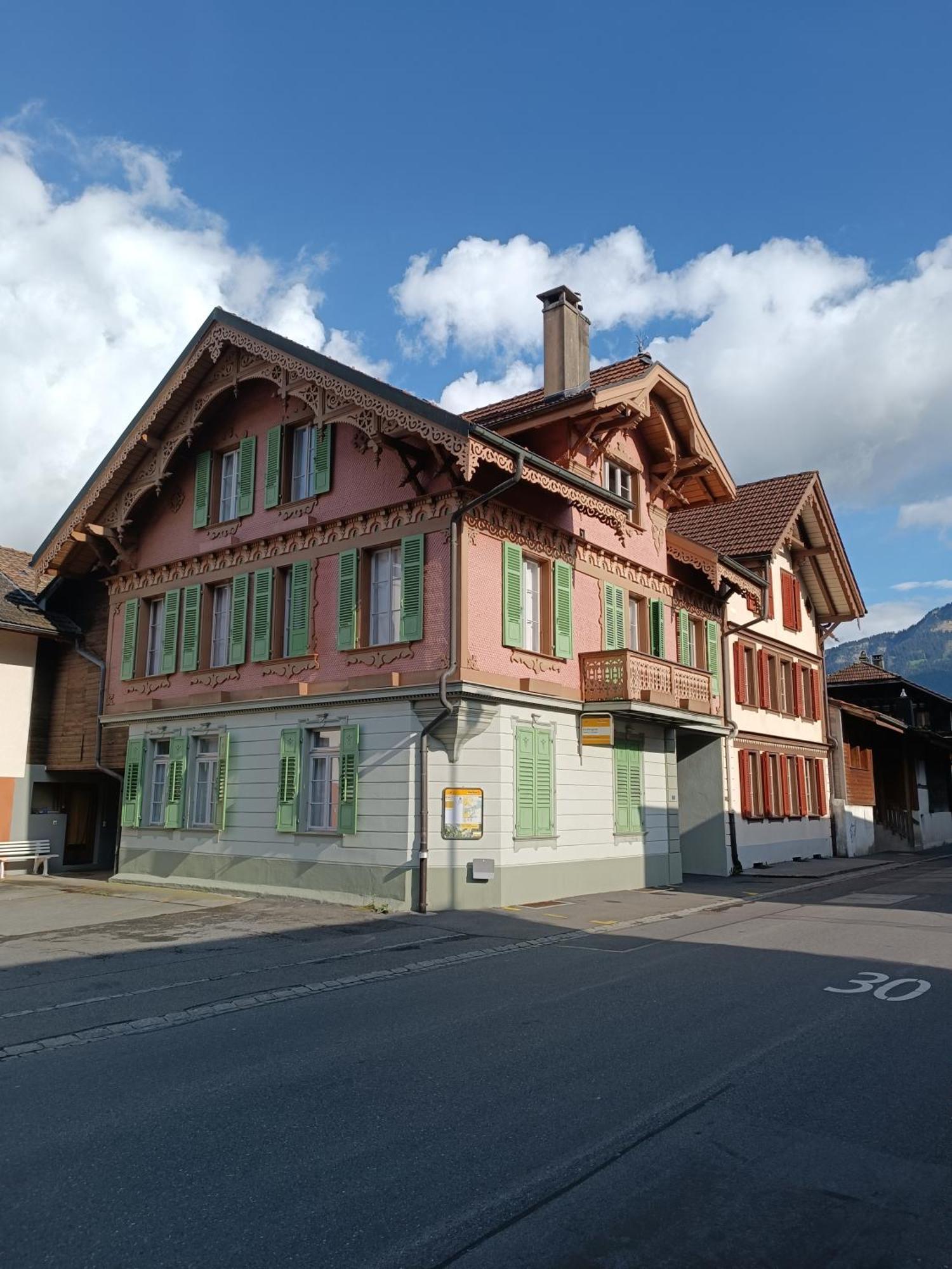 Apartment Jolie Interlaken Exteriör bild